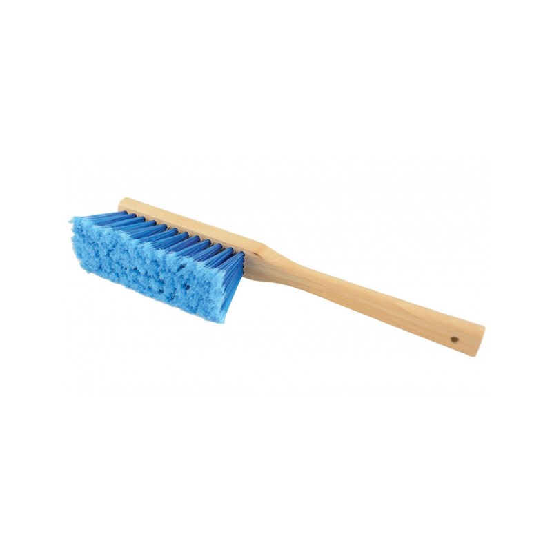 Perie cu maner confectionat din lemn si peri din plastic Perie cu maner confectionat din lemn si peri din plastic